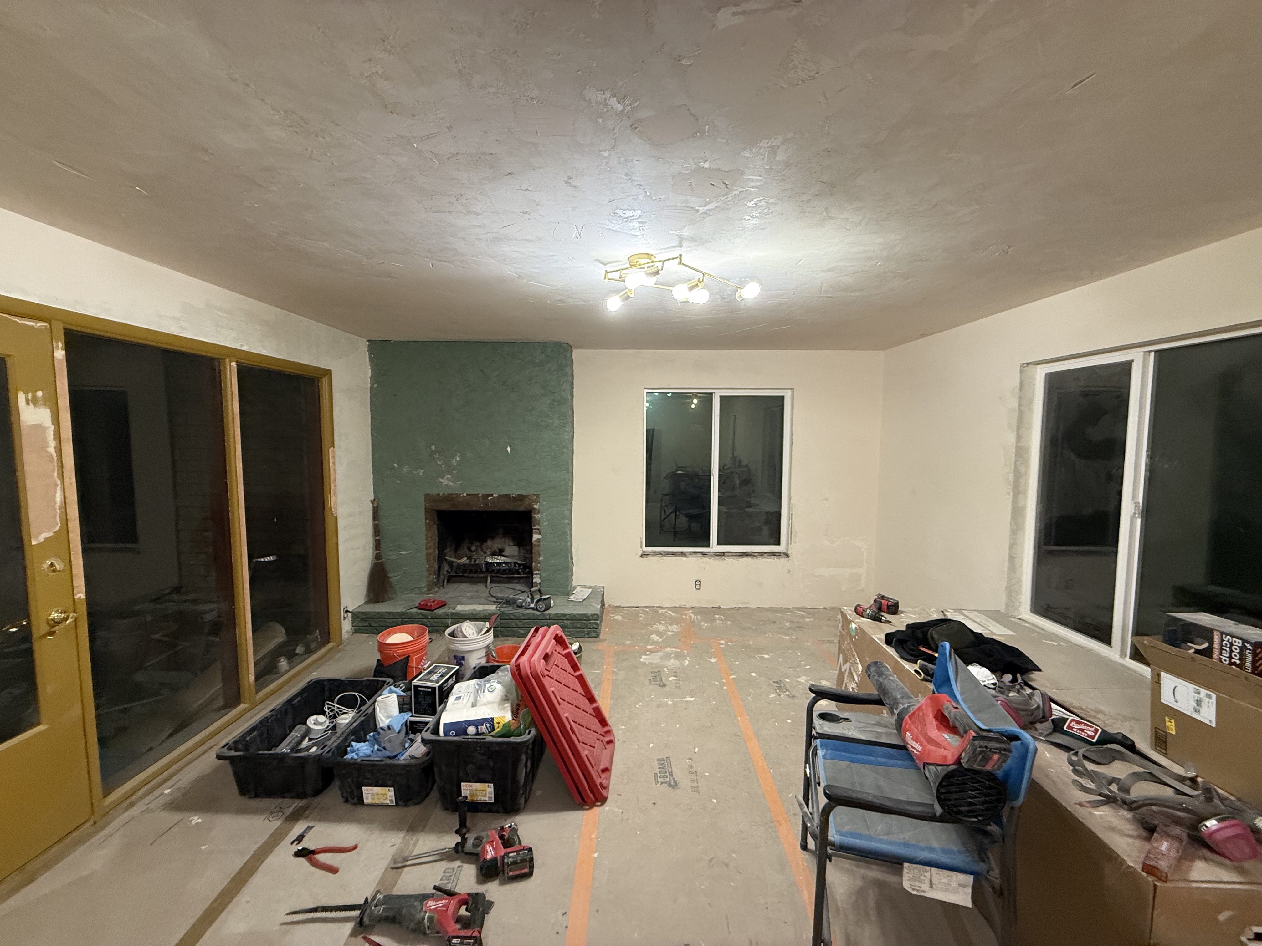 Fireplace before - green textured surface